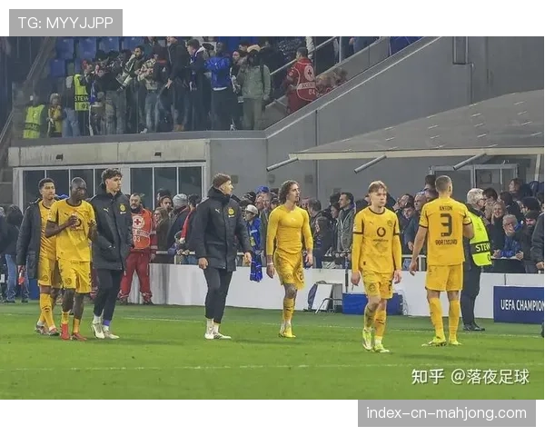 拜仁边锋科曼腿筋受伤，预计将错过接下来与多特及欧冠的关键战役