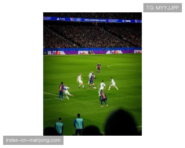 现场:巴塞罗那主场诺坎普本轮上座率再创新高 现场:巴塞罗那主场诺坎普本轮上座率再创新高