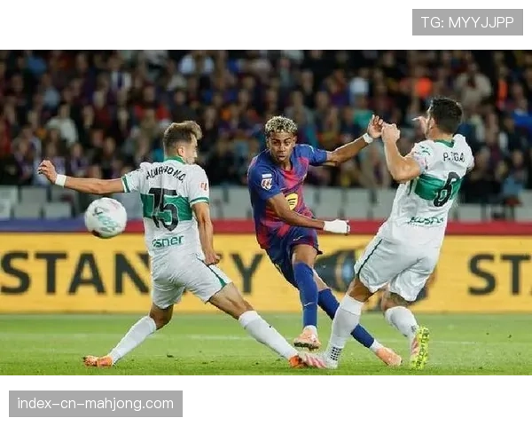 技术统计显示：巴萨本赛季主场控球率平均超过70%